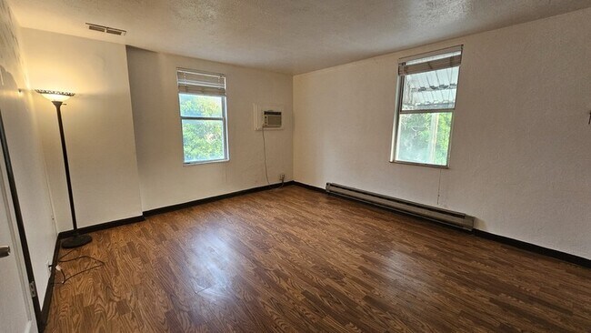 Photo - 449 21st St Unit 9