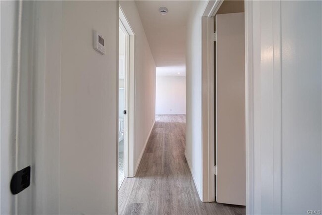 Photo - 926 Manhattan Beach Blvd Unit B