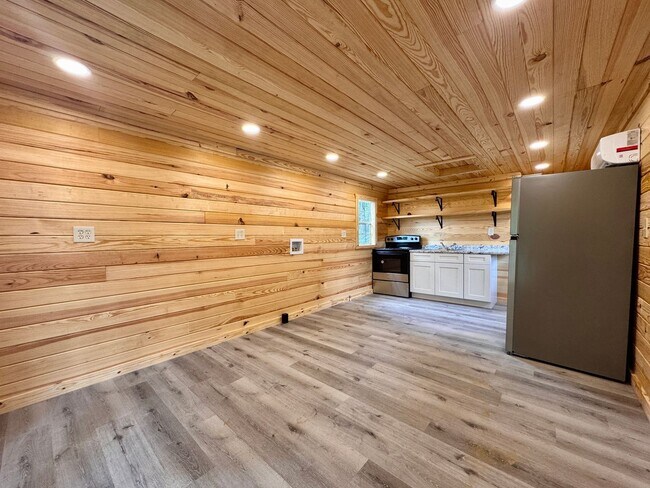 Photo - 1 Bedroom/1 Bathroom Tiny Home in Southside