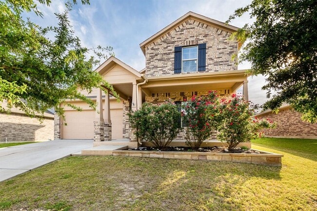 925 Woodduck Trail