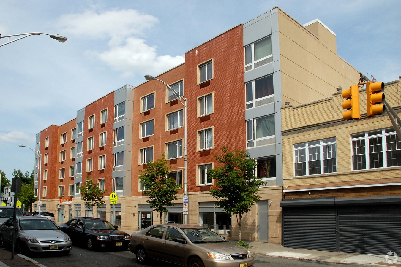 Webb Apartments - Webb Apartments