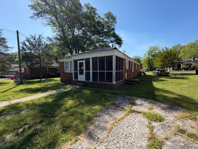 Photo - 419 N Elm St NW Unit 419 North Elm St.