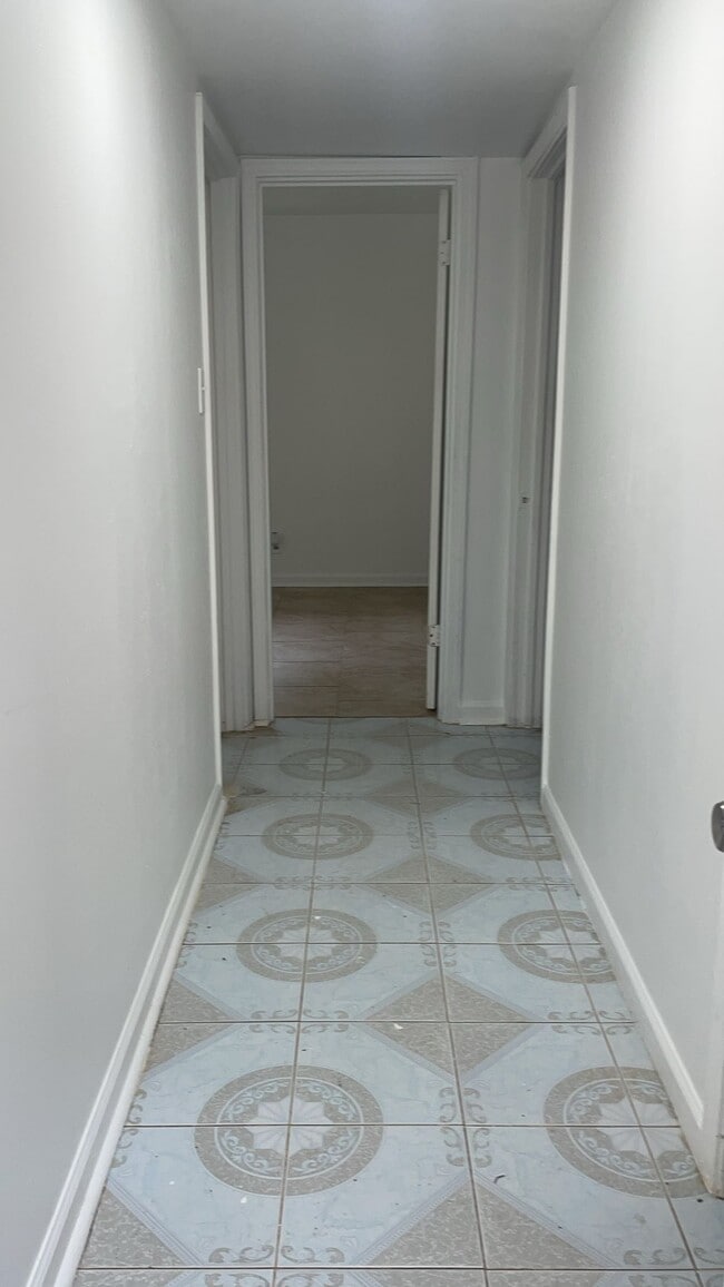 Photo - 1750 Kristi Dr Unit 4