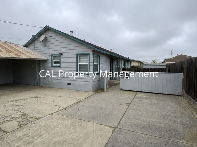 Building Photo - 218 Rochex Ave