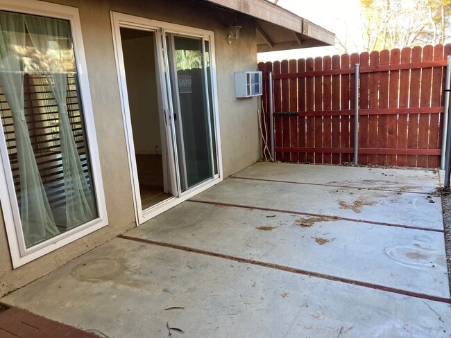 Photo - 21325 Lake Shore Dr Unit 31