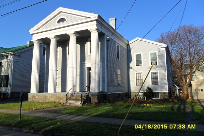 Photo - 210 N Geneva St Unit 4