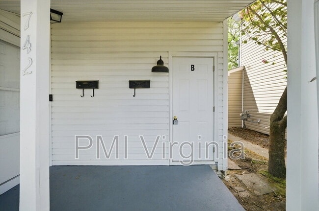 Photo - 742 Mt Vernon Ave Unidad #B