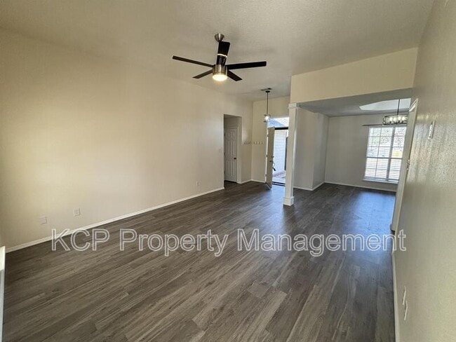 Photo - 8812 Skypark Dr