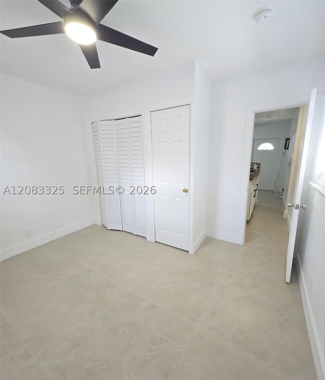 Photo - 4130 SW 19th St Unit 3