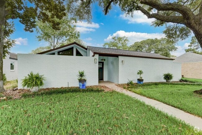 Building Photo - 4535 Turf Valley Dr Rental
