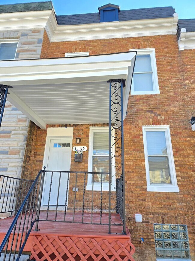 Photo - Beautiful 3 Bedroom 1 Bathroom East Baltimore Town Home
