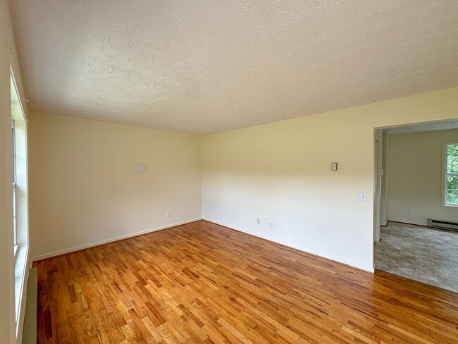 Photo - 3Bed/1Bath Home.