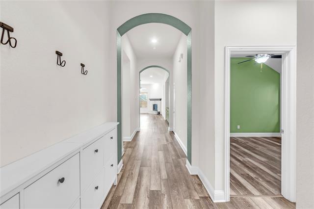 Photo - 1523 Carnation St