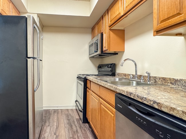 AOA_-07.jpg - Ardendale Oaks Apartments