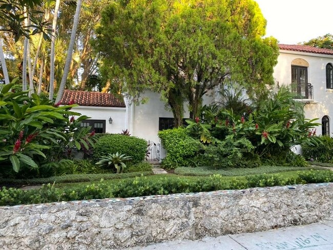 Photo - 2839 SW 25th Ter