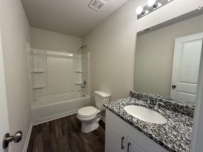 Photo - 15535 Taylorcrest Dr House