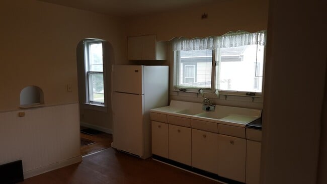 Photo - 1330 S Chestnut Ave Unidad Lower