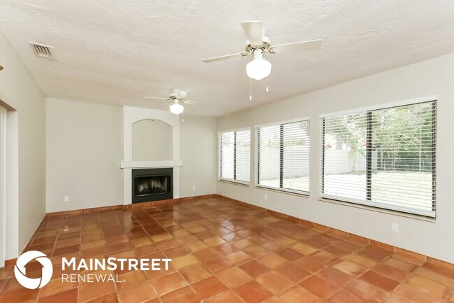 Photo - 2035 Goldenrod St