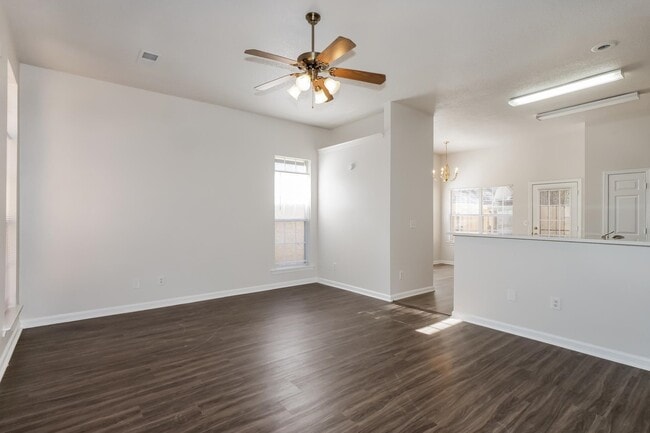 Photo - 7040 Millers Glen Way