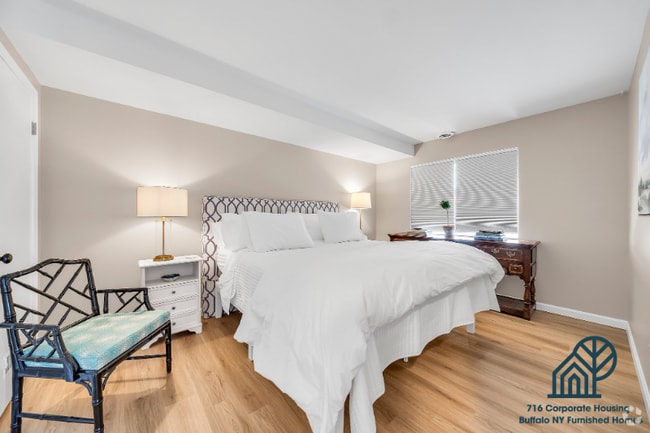 Building Photo - 2660 Elmwood Ave Unit 6 Rental
