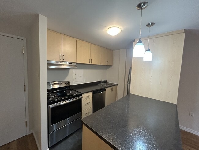 Photo - 5222-5222 Green St Unit 48