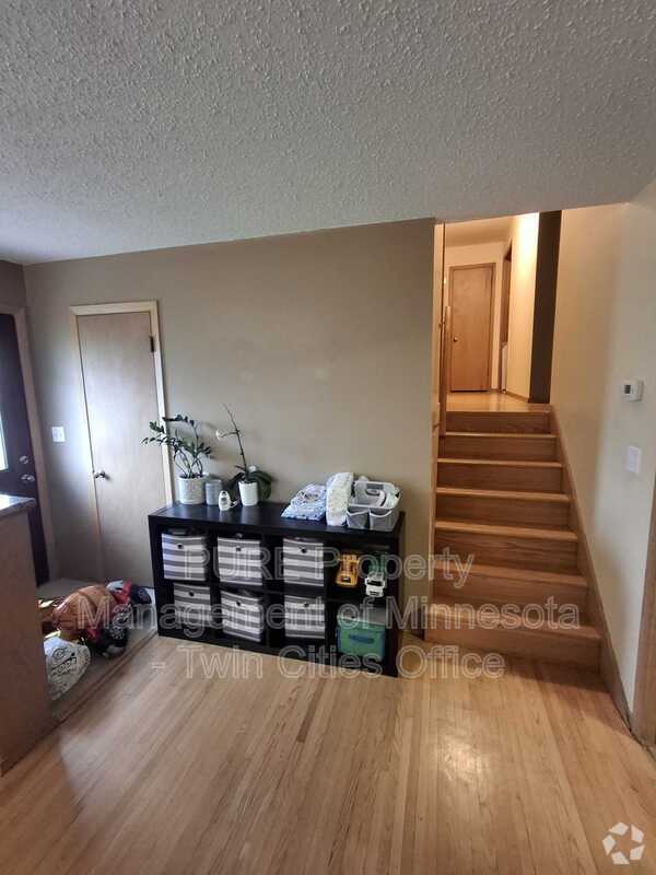 Building Photo - 391 91st Ave NE Rental