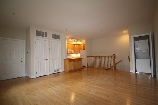 Photo - Polk Court Apartments