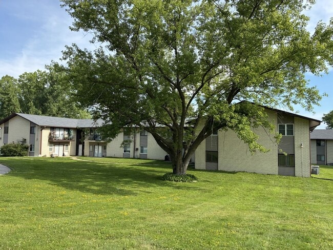 Building Photo - 2040 Edgewood Rd NW Unit 2040 10