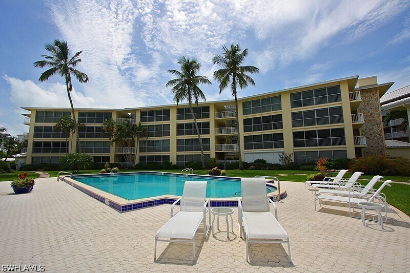 Photo - 2850 Gulf Shore Blvd N Unidad 102
