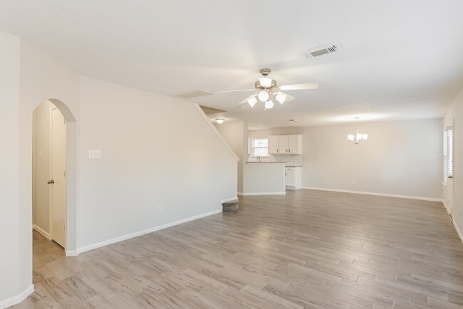 Photo - 19211 Dillsbury Ct
