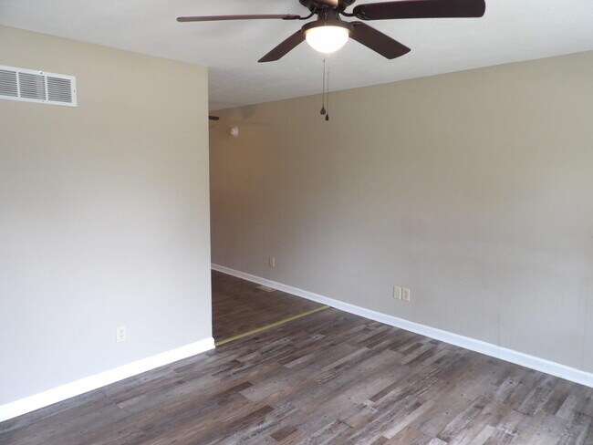 Photo - 60 American Way Apartment Unit 4