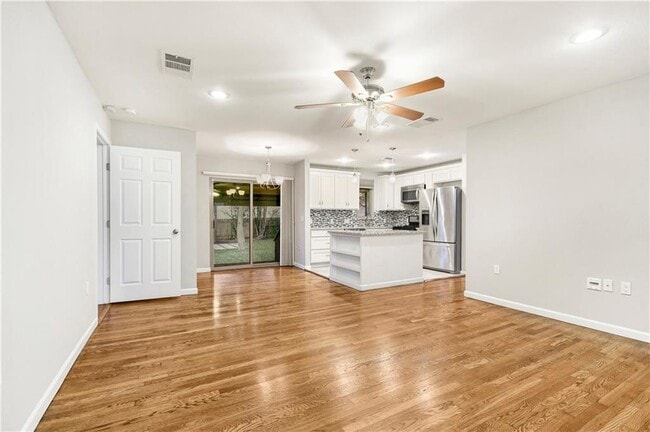 Photo - 108 E Skyview Rd