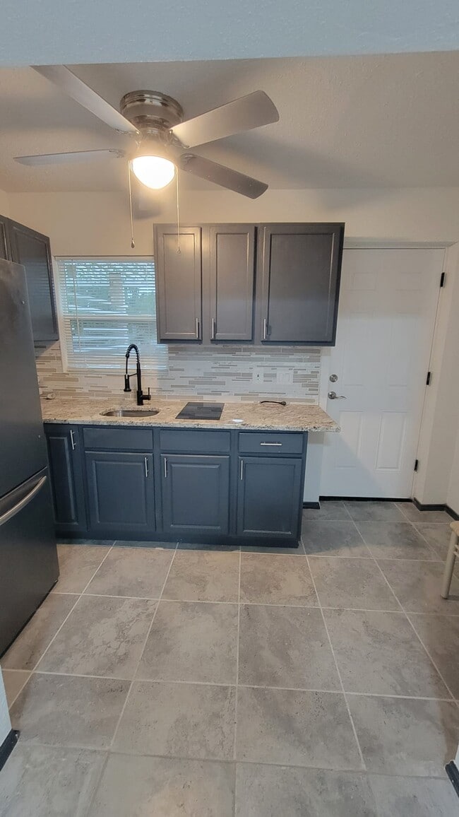 Photo - 117 Chicago Woods Cir