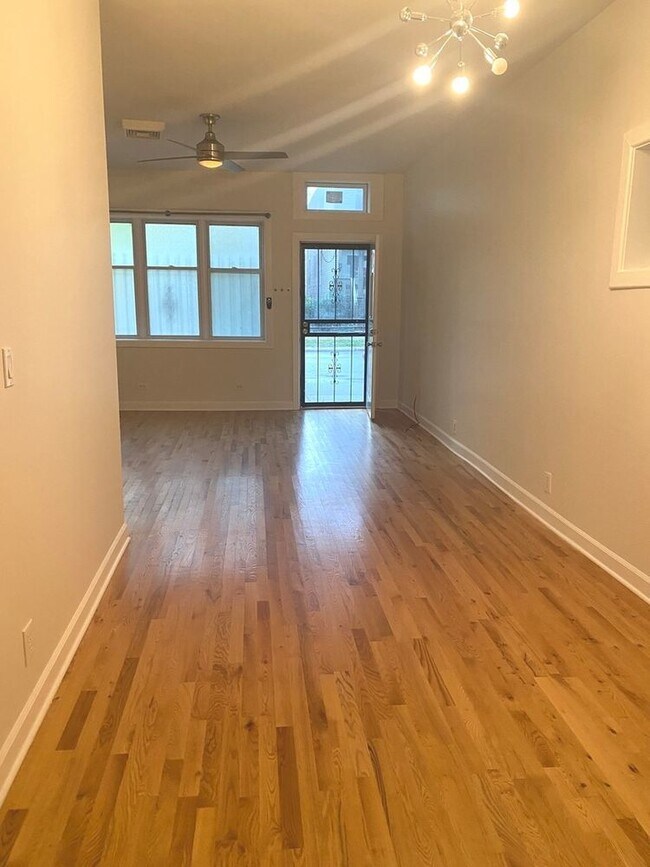 1526 N Artesian Ave Rental House Rental in Chicago, IL