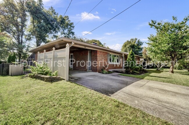 Photo - 118 Meadowlark Dr