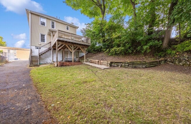 Photo - 204 Elliott Ave