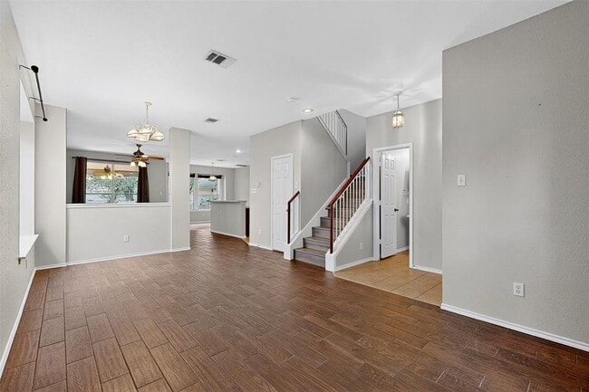 Photo - 319 Bandstand Ln