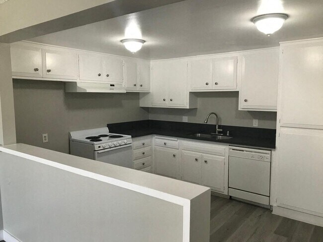 1516 W. 1st St.
