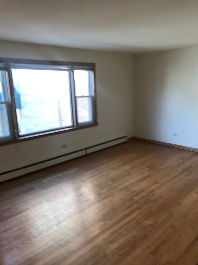 Building Photo - 3045 Harlem Ave Rental