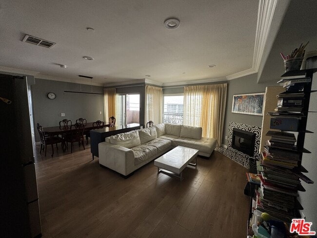 Photo - 3855 Ingraham St Unidad 301