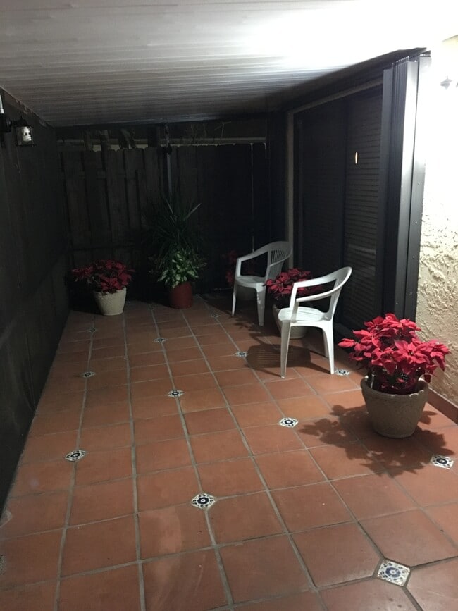 front porch - 373 Springdale Cir