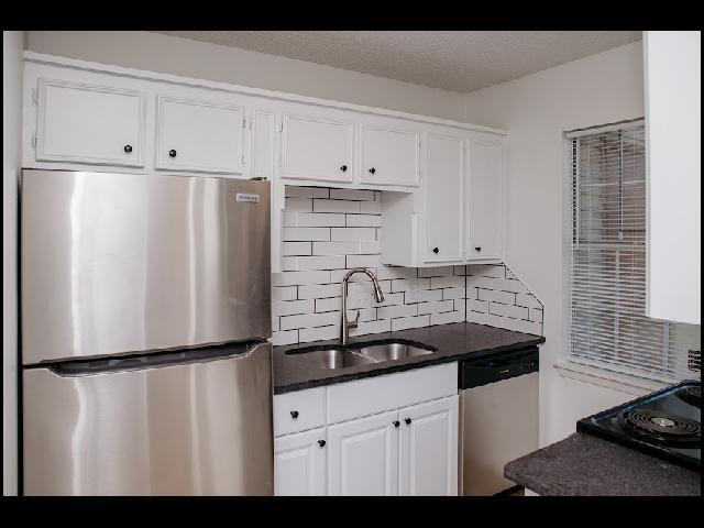 Photo - 721 S Valentine St