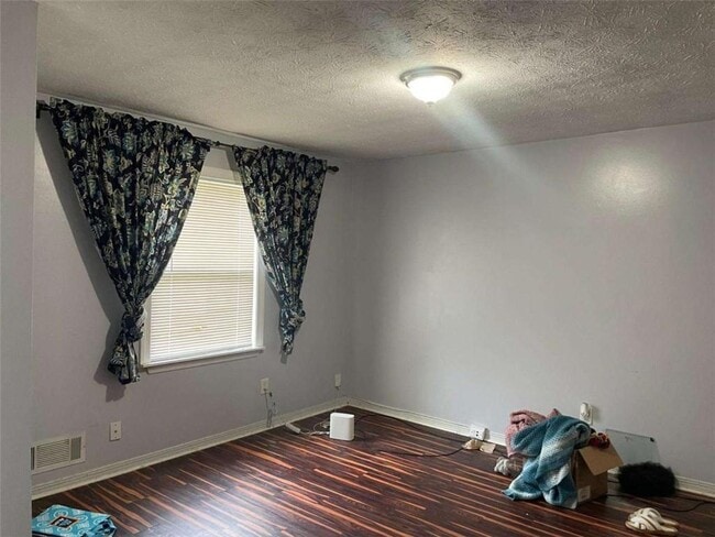 Photo - 58 Ezzard St