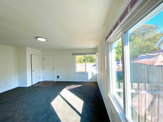 Photo - Dudley 3502-3504# Unidad 3504