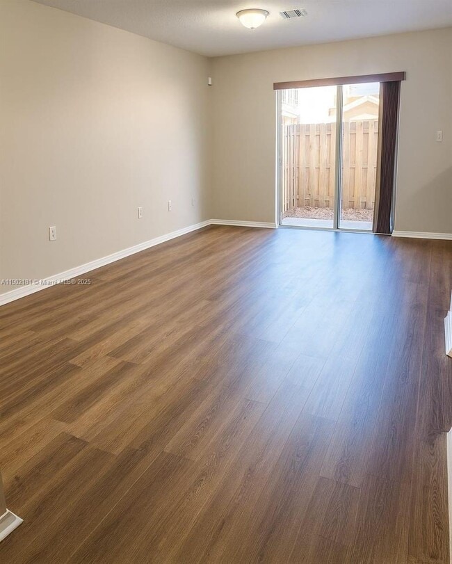 Photo - 14116 SW 260th St