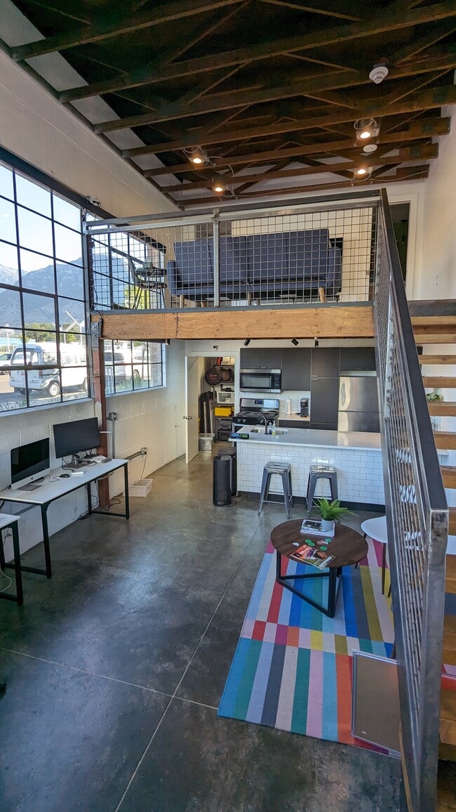 Photo - 25 W 400 S Unidad Bright Building 108