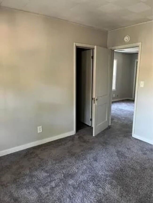 Photo - 406 S 6th Ave Unit Upper