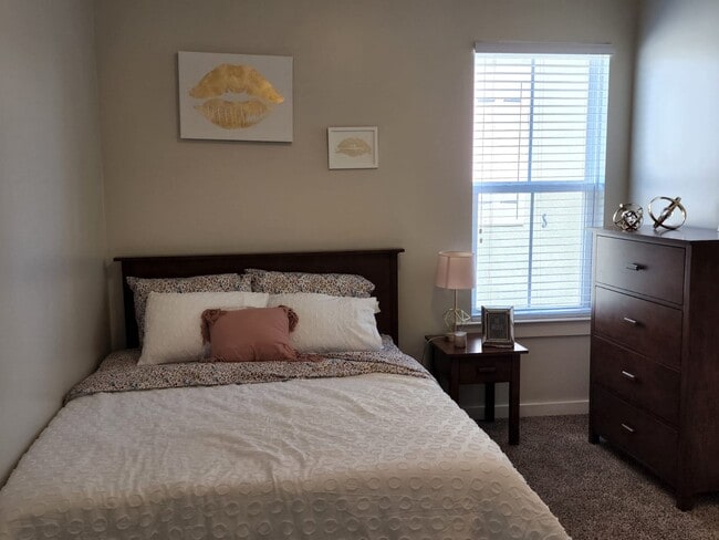 Photo - 2912 Mulberry St SE