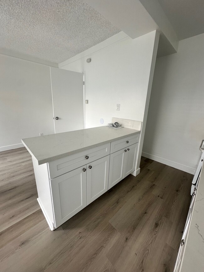 Photo - Zelzah Avenue Apartments