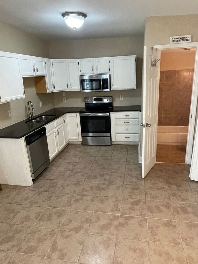 Photo - 2BD/1.5BA One Block Off St Charles Ave. Unit 2311 B